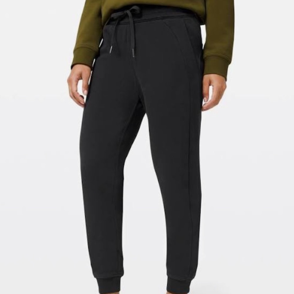 Lululemon Travel/Commute Scuba High-Rise Jogger